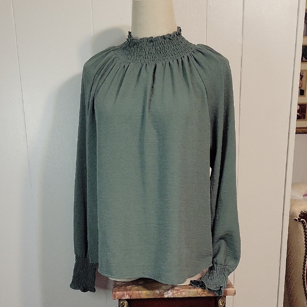 Nine West Women's Blouse in Green